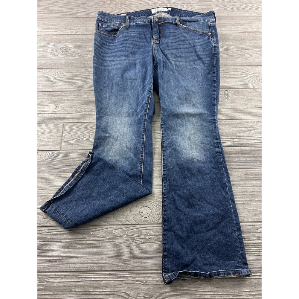 Torrid First at Fit Slim Bootcut Jeans Medium Wash Blue Denim 16S Short Inseam